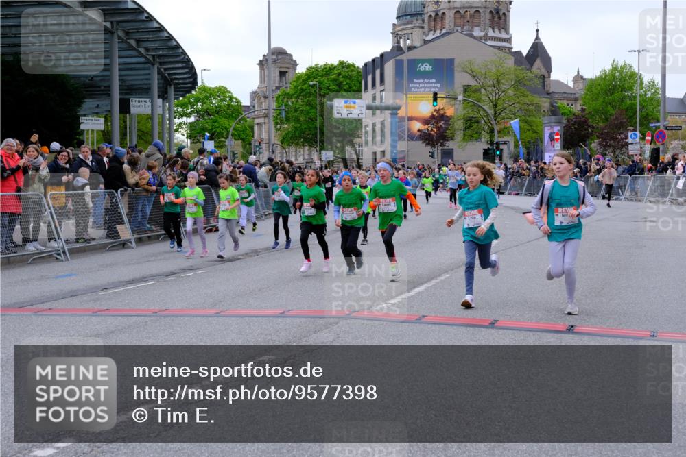 25.04.2026 - Das Zehntel Tim E. http://msf.ph/oto/9577398 25.04.2026 11:00:11 Ziel 5150, 5200, 5208, 5235, 5236, 5439, 5703, 5724, 5840, 5841, 5842, 5844, 5848, 5852, 5889, 5900, 6016, 6179, 6218, 6344, 6362, 6366, 6384, 6390, 6650, 6673, 6695, 7015, 7275, 7283, 7327, 7329, 7346, 7775, 7797, 7846, 7850, 8017, 8026, 8027 meine-sportfotos.de