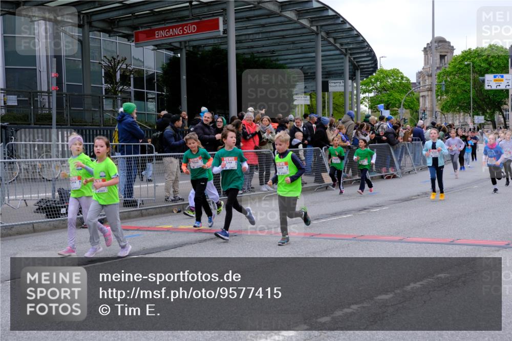 25.04.2026 - Das Zehntel Tim E. http://msf.ph/oto/9577415 25.04.2026 11:00:14 Ziel 5235, 5236, 5247, 5503, 5516, 5703, 5720, 5724, 5840, 5841, 5842, 5844, 5848, 5852, 5900, 6016, 6179, 6344, 6384, 6390, 6419, 6695, 6787, 7195, 7494, 7775, 7797, 7846, 8017, 8026, 8027, 8031 meine-sportfotos.de
