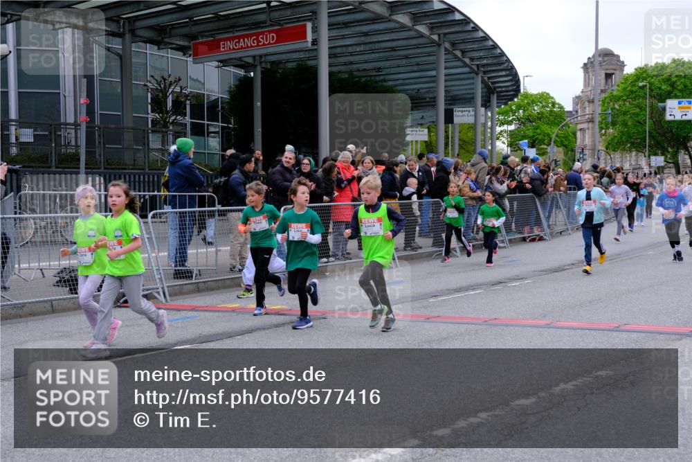 25.04.2026 - Das Zehntel Tim E. http://msf.ph/oto/9577416 25.04.2026 11:00:14 Ziel 5235, 5236, 5247, 5503, 5516, 5703, 5720, 5724, 5840, 5841, 5842, 5844, 5848, 5852, 5900, 6016, 6179, 6344, 6384, 6390, 6419, 6695, 6787, 7195, 7494, 7775, 7797, 7846, 8017, 8026, 8027, 8031 meine-sportfotos.de