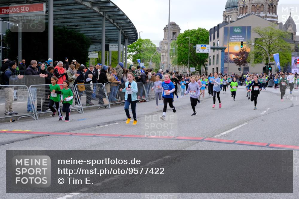 25.04.2026 - Das Zehntel Tim E. http://msf.ph/oto/9577422 25.04.2026 11:00:15 Ziel 3970, 5235, 5236, 5247, 5256, 5503, 5516, 5703, 5720, 5840, 5841, 5842, 5844, 5848, 5852, 5900, 6016, 6344, 6384, 6390, 6419, 6695, 6787, 7195, 7494, 7775, 7797, 7846, 8017, 8026, 8027, 8031 meine-sportfotos.de