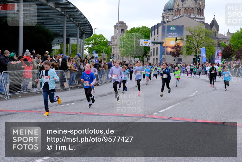 25.04.2026 - Das Zehntel Tim E. http://msf.ph/oto/9577427 25.04.2026 11:00:16 Ziel 3970, 5235, 5236, 5247, 5256, 5503, 5516, 5703, 5720, 5840, 5841, 5842, 5844, 5848, 5852, 5900, 6016, 6344, 6419, 6695, 6787, 6814, 6839, 6931, 7195, 7494, 7775, 7797, 7846, 8017, 8026, 8027, 8031 meine-sportfotos.de