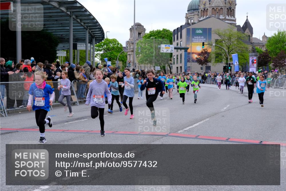 25.04.2026 - Das Zehntel Tim E. http://msf.ph/oto/9577432 25.04.2026 11:00:17 Ziel 3970, 5006, 5007, 5235, 5236, 5247, 5256, 5503, 5516, 5703, 5720, 5840, 5841, 5842, 5844, 5848, 5852, 5900, 6016, 6188, 6419, 6660, 6695, 6787, 6814, 6839, 6931, 7195, 7494, 7775, 7797, 7846, 8017, 8026, 8027, 8031 meine-sportfotos.de