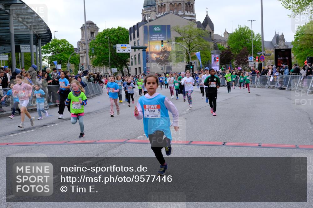 25.04.2026 - Das Zehntel Tim E. http://msf.ph/oto/9577446 25.04.2026 11:00:20 Ziel 3970, 5006, 5007, 5070, 5235, 5236, 5247, 5256, 5503, 5516, 5720, 5748, 5840, 5848, 6016, 6188, 6375, 6376, 6419, 6461, 6470, 6521, 6660, 6695, 6700, 6787, 6814, 6815, 6839, 6931, 7118, 7195, 7494, 7586, 7627, 7775, 7797, 7846, 8026, 8027, 8031 meine-sportfotos.de