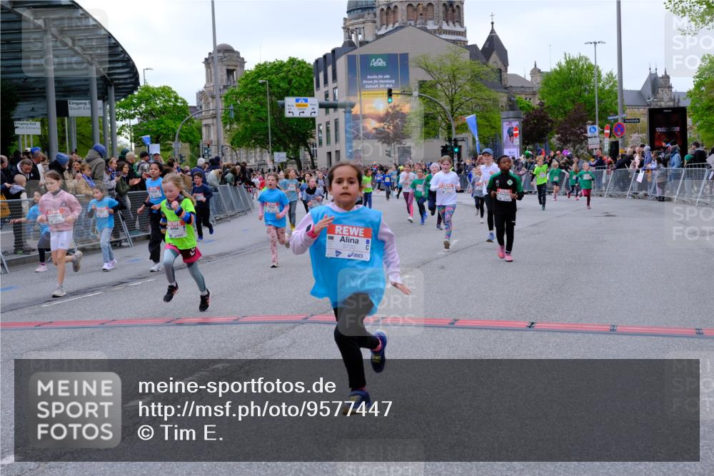 25.04.2026 - Das Zehntel Tim E. http://msf.ph/oto/9577447 25.04.2026 11:00:20 Ziel 3970, 5006, 5007, 5070, 5235, 5236, 5247, 5256, 5503, 5516, 5720, 5748, 5840, 5848, 6016, 6188, 6375, 6376, 6419, 6461, 6470, 6521, 6660, 6695, 6700, 6787, 6814, 6815, 6839, 6931, 7118, 7195, 7494, 7586, 7627, 7775, 7797, 7846, 8026, 8027, 8031 meine-sportfotos.de