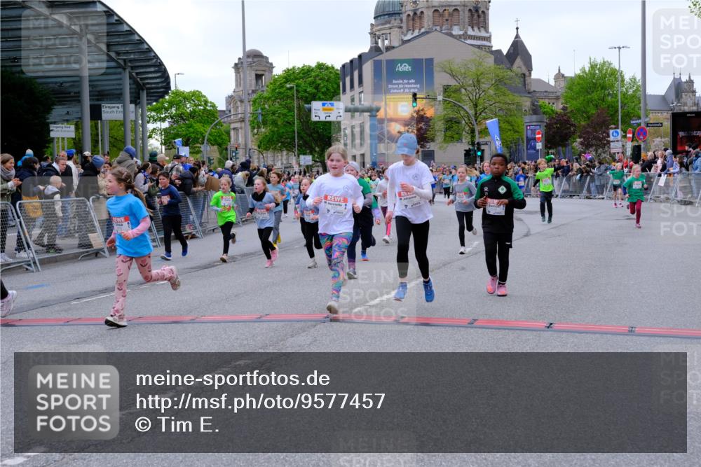 25.04.2026 - Das Zehntel Tim E. http://msf.ph/oto/9577457 25.04.2026 11:00:22 Ziel 3970, 5006, 5007, 5070, 5218, 5222, 5247, 5256, 5503, 5516, 5720, 5748, 5840, 5848, 6188, 6375, 6376, 6419, 6461, 6470, 6521, 6660, 6695, 6700, 6787, 6814, 6815, 6839, 6881, 6931, 7082, 7118, 7195, 7494, 7586, 7627, 8026, 8027, 8031 meine-sportfotos.de