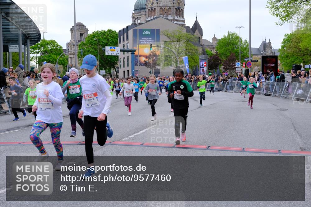25.04.2026 - Das Zehntel Tim E. http://msf.ph/oto/9577460 25.04.2026 11:00:22 Ziel 3970, 5006, 5007, 5070, 5218, 5222, 5247, 5256, 5503, 5516, 5720, 5748, 5840, 5848, 6188, 6375, 6376, 6419, 6461, 6470, 6521, 6660, 6695, 6700, 6787, 6814, 6815, 6839, 6881, 6931, 7082, 7118, 7195, 7494, 7586, 7627, 8026, 8027, 8031 meine-sportfotos.de