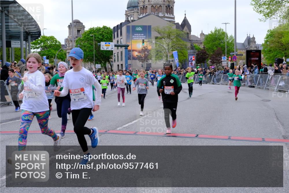 25.04.2026 - Das Zehntel Tim E. http://msf.ph/oto/9577461 25.04.2026 11:00:22 Ziel 3970, 5006, 5007, 5070, 5218, 5222, 5247, 5256, 5503, 5516, 5720, 5748, 5840, 5848, 6188, 6375, 6376, 6419, 6461, 6470, 6521, 6660, 6695, 6700, 6787, 6814, 6815, 6839, 6881, 6931, 7082, 7118, 7195, 7494, 7586, 7627, 8026, 8027, 8031 meine-sportfotos.de