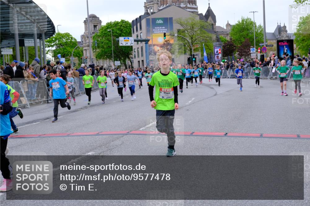 25.04.2026 - Das Zehntel Tim E. http://msf.ph/oto/9577478 25.04.2026 11:00:26 Ziel 3970, 5006, 5007, 5070, 5218, 5222, 5247, 5256, 5265, 5285, 5516, 5720, 5748, 5984, 6188, 6371, 6375, 6376, 6379, 6446, 6456, 6461, 6470, 6474, 6521, 6660, 6700, 6814, 6815, 6838, 6839, 6854, 6855, 6881, 6931, 7082, 7118, 7577, 7579, 7586, 7627, 8072 meine-sportfotos.de