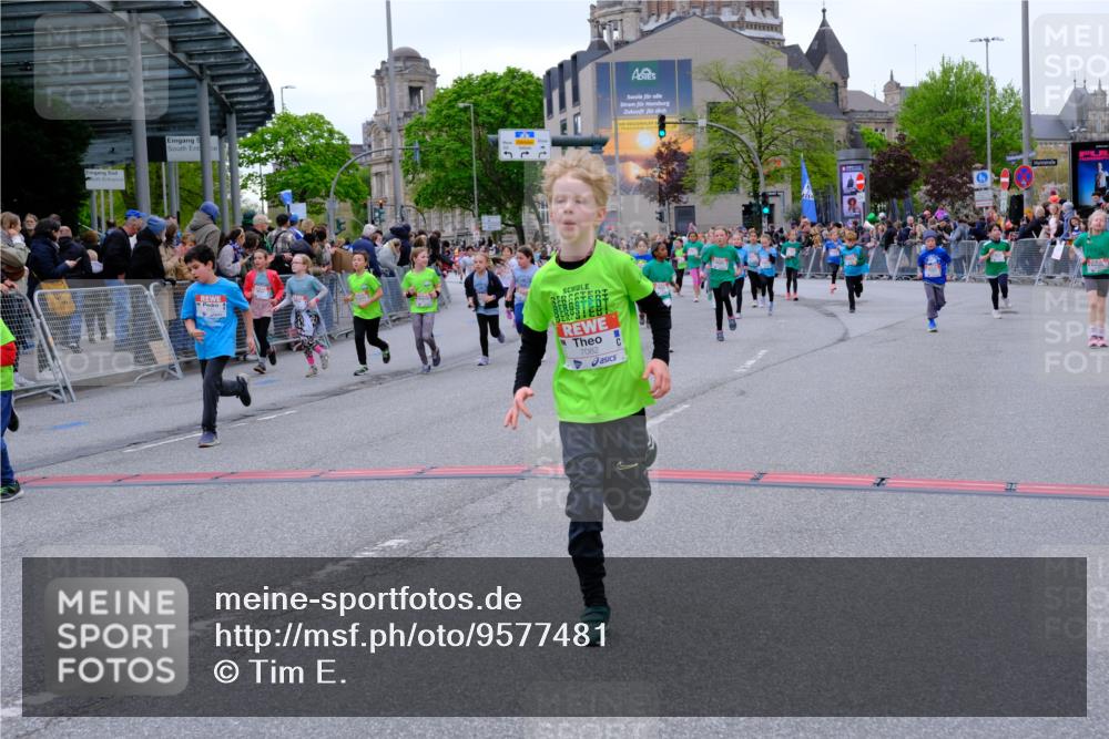 25.04.2026 - Das Zehntel Tim E. http://msf.ph/oto/9577481 25.04.2026 11:00:27 Ziel 3970, 5006, 5007, 5070, 5170, 5218, 5222, 5256, 5265, 5285, 5524, 5748, 5946, 5961, 5984, 6188, 6371, 6375, 6376, 6379, 6446, 6456, 6461, 6470, 6474, 6521, 6660, 6700, 6814, 6815, 6838, 6839, 6854, 6855, 6881, 6931, 7082, 7118, 7577, 7579, 7586, 7627, 8072 meine-sportfotos.de