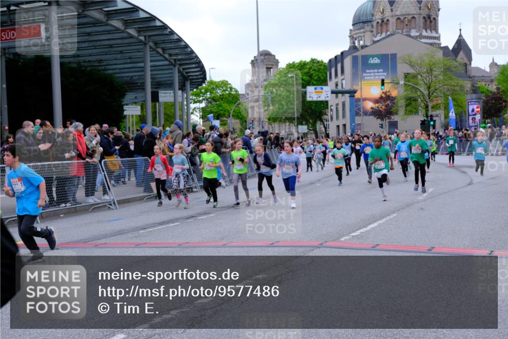 25.04.2026 - Das Zehntel Tim E. http://msf.ph/oto/9577486 25.04.2026 11:00:28 Ziel 5006, 5007, 5070, 5170, 5218, 5222, 5265, 5285, 5524, 5655, 5748, 5946, 5961, 5984, 6188, 6283, 6371, 6375, 6376, 6379, 6446, 6456, 6461, 6470, 6474, 6521, 6660, 6700, 6814, 6815, 6838, 6839, 6854, 6855, 6881, 6931, 7082, 7118, 7525, 7541, 7577, 7579, 7586, 7627, 7686, 8072 meine-sportfotos.de