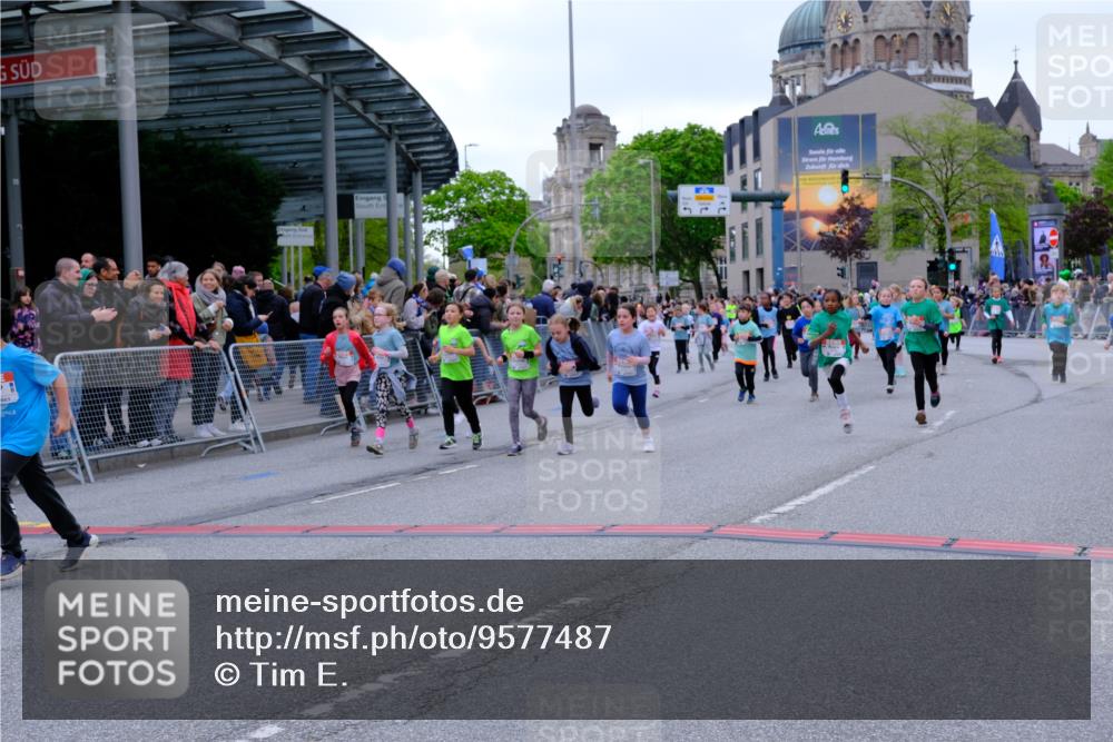 25.04.2026 - Das Zehntel Tim E. http://msf.ph/oto/9577487 25.04.2026 11:00:28 Ziel 5006, 5007, 5070, 5170, 5218, 5222, 5265, 5285, 5524, 5655, 5748, 5946, 5961, 5984, 6188, 6283, 6371, 6375, 6376, 6379, 6446, 6456, 6461, 6470, 6474, 6521, 6660, 6700, 6814, 6815, 6838, 6839, 6854, 6855, 6881, 6931, 7082, 7118, 7525, 7541, 7577, 7579, 7586, 7627, 7686, 8072 meine-sportfotos.de