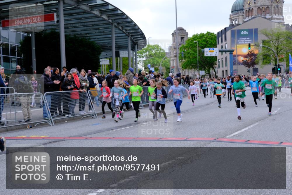 25.04.2026 - Das Zehntel Tim E. http://msf.ph/oto/9577491 25.04.2026 11:00:28 Ziel 5006, 5007, 5070, 5170, 5218, 5222, 5265, 5285, 5524, 5655, 5748, 5946, 5961, 5984, 6188, 6283, 6371, 6375, 6376, 6379, 6446, 6456, 6461, 6470, 6474, 6521, 6660, 6700, 6814, 6815, 6838, 6839, 6854, 6855, 6881, 6931, 7082, 7118, 7525, 7541, 7577, 7579, 7586, 7627, 7686, 8072 meine-sportfotos.de