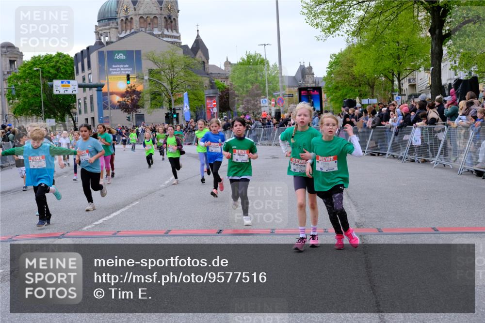 25.04.2026 - Das Zehntel Tim E. http://msf.ph/oto/9577516 25.04.2026 11:00:32 Ziel 5170, 5218, 5222, 5265, 5285, 5524, 5655, 5748, 5946, 5961, 5984, 5994, 6283, 6371, 6379, 6446, 6456, 6470, 6474, 6521, 6838, 6854, 6855, 6881, 6991, 7003, 7046, 7056, 7082, 7422, 7423, 7439, 7478, 7525, 7541, 7577, 7579, 7586, 7627, 7686, 7810, 7937, 8072 meine-sportfotos.de