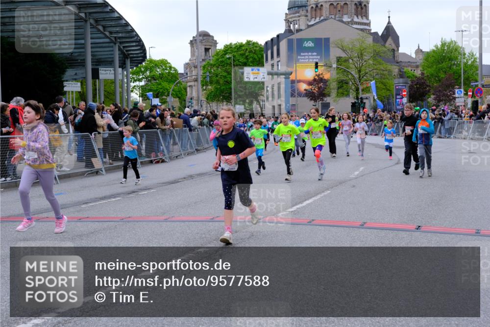 25.04.2026 - Das Zehntel Tim E. http://msf.ph/oto/9577588 25.04.2026 11:00:48 Ziel 5474, 5727, 6238, 6243, 6245, 6529, 6537, 6571, 6768, 6772, 6823, 6857, 6968, 6969, 7009, 7010, 7071, 7220, 7221 meine-sportfotos.de