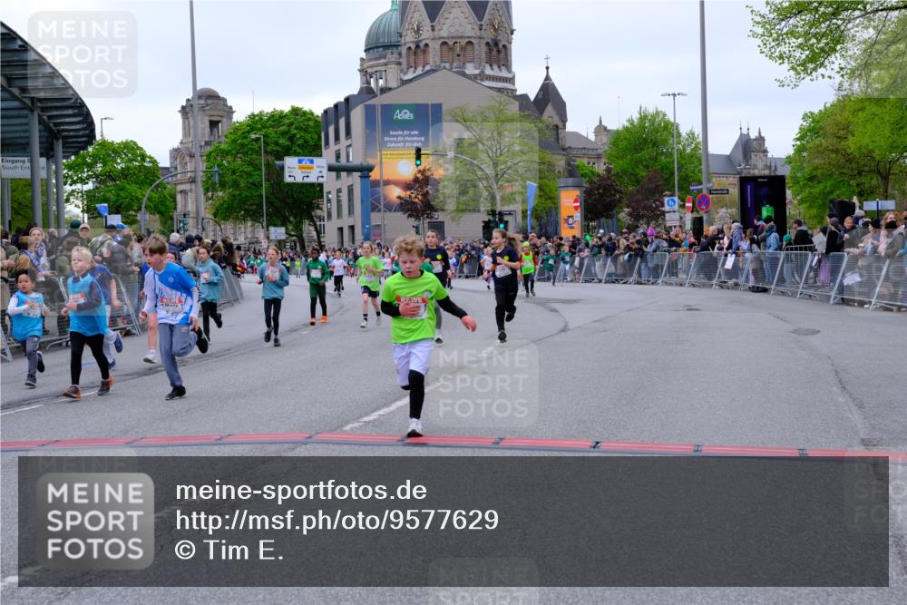 25.04.2026 - Das Zehntel Tim E. http://msf.ph/oto/9577629 25.04.2026 11:00:54 Ziel 5211, 5431, 5455, 5596, 5597, 5727, 5765, 6238, 6243, 6245, 6529, 6537, 6571, 6680, 6698, 6768, 6772, 6823, 7009, 7010, 7220, 7221, 7323, 7495, 7510, 7528, 7744, 7845 meine-sportfotos.de