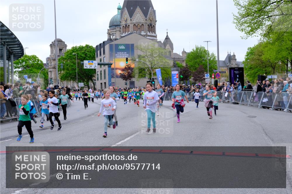 25.04.2026 - Das Zehntel Tim E. http://msf.ph/oto/9577714 25.04.2026 11:01:10 Ziel 5160, 5171, 5183, 5188, 5192, 5194, 5478, 5588, 5605, 5636, 5672, 5714, 5930, 5943, 5950, 6001, 6021, 6211, 6435, 6436, 6444, 6509, 6575, 6594, 6656, 7014, 7304, 7505, 7514, 7531, 7562, 7670, 7671, 7676, 7804, 7865 meine-sportfotos.de