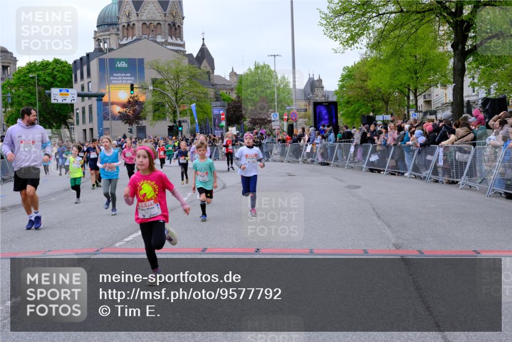 25.04.2026 - Das Zehntel Tim E. http://msf.ph/oto/9577792 25.04.2026 11:01:29 Ziel 5055, 5065, 5138, 5653, 5670, 5718, 5868, 5935, 5941, 5947, 5976, 5980, 5992, 6203, 6204, 6833, 7020, 7085, 7157, 7188, 7443, 7482, 7573, 7707, 7708, 7728 meine-sportfotos.de