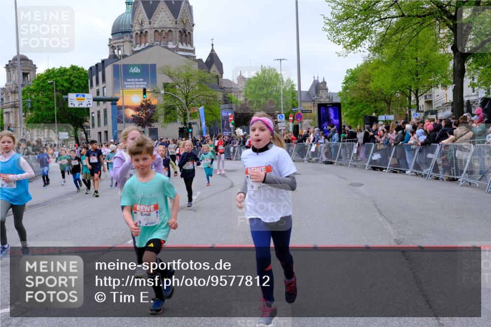 25.04.2026 - Das Zehntel Tim E. http://msf.ph/oto/9577812 25.04.2026 11:01:31 Ziel 5055, 5065, 5310, 5369, 5479, 5491, 5653, 5664, 5718, 5868, 5935, 5941, 5947, 5976, 5980, 5992, 6203, 6204, 6833, 7020, 7085, 7157, 7188, 7443, 7482, 7502, 7542, 7707, 7708, 7728, 7789, 7920 meine-sportfotos.de