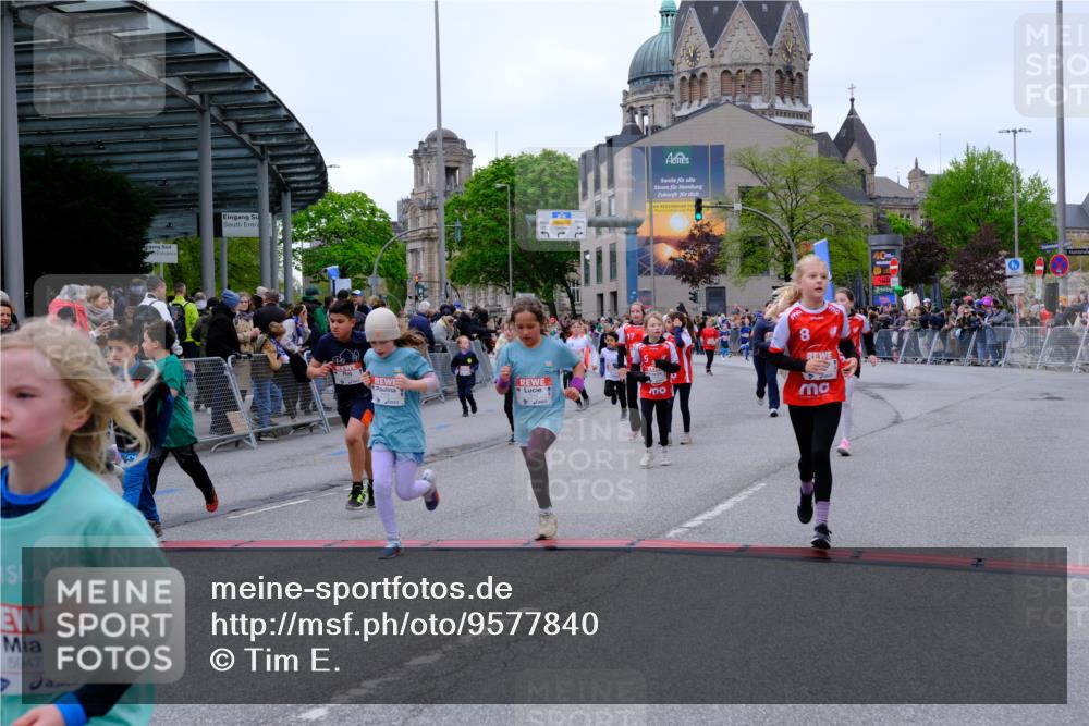 25.04.2026 - Das Zehntel Tim E. http://msf.ph/oto/9577840 25.04.2026 11:01:36 Ziel 5055, 5065, 5118, 5310, 5312, 5313, 5314, 5321, 5369, 5479, 5491, 5653, 5664, 5868, 5935, 5947, 5992, 6203, 6204, 6453, 6760, 6767, 7188, 7502, 7542, 7789, 7920 meine-sportfotos.de