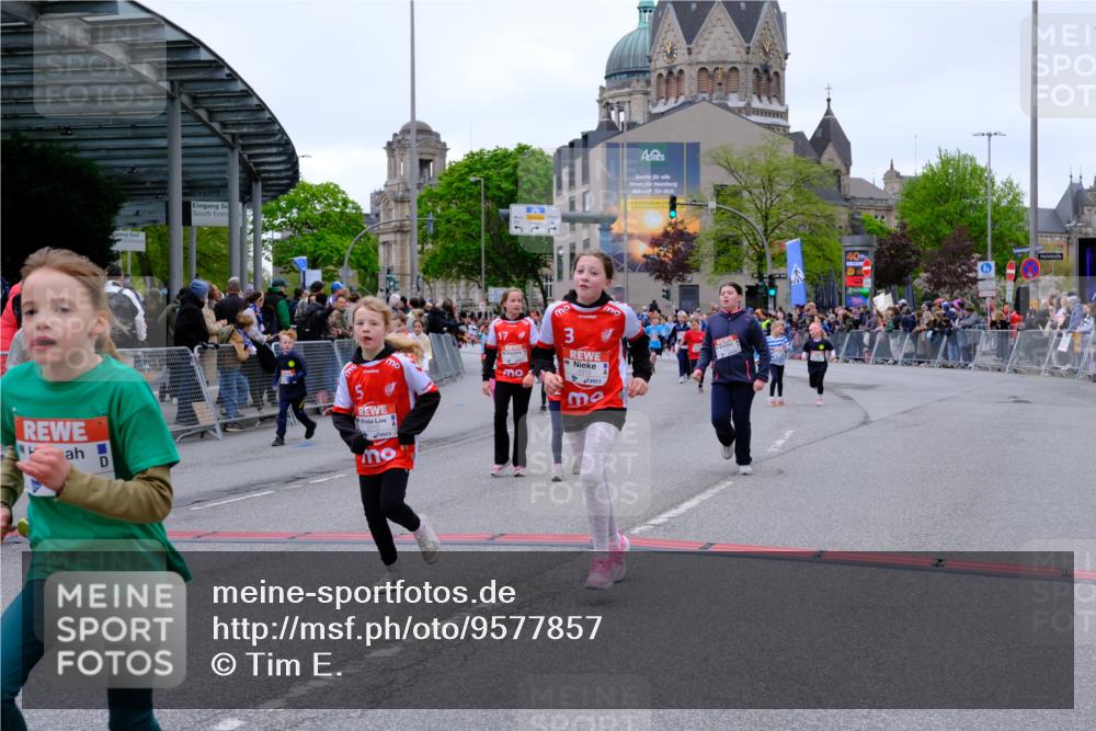 25.04.2026 - Das Zehntel Tim E. http://msf.ph/oto/9577857 25.04.2026 11:01:39 Ziel 5118, 5310, 5312, 5313, 5314, 5321, 5369, 5479, 5491, 5664, 5868, 5947, 6170, 6203, 6204, 6453, 6569, 6578, 6582, 6595, 6688, 6725, 6760, 6767, 6992, 7001, 7188, 7502, 7542, 7789, 7920 meine-sportfotos.de
