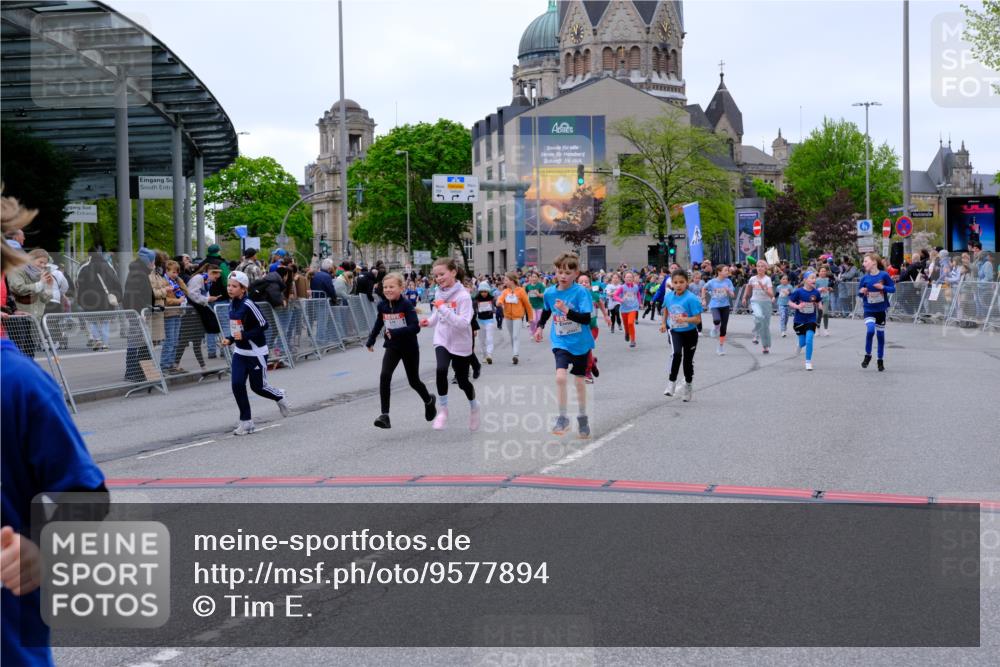 25.04.2026 - Das Zehntel Tim E. http://msf.ph/oto/9577894 25.04.2026 11:01:49 Ziel 5131, 5133, 5147, 5149, 5242, 5253, 5359, 5361, 5363, 6170, 6233, 6254, 6396, 6569, 6578, 6582, 6595, 6688, 6689, 6690, 6725, 6731, 6827, 6846, 6992, 7001, 7642, 7776, 7924 meine-sportfotos.de