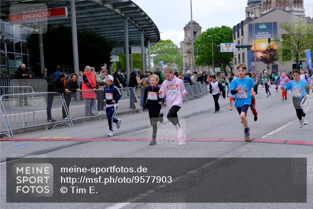 25.04.2026 - Das Zehntel Tim E. http://msf.ph/oto/9577903 25.04.2026 11:01:50 Ziel 5131, 5133, 5147, 5149, 5242, 5253, 5359, 5361, 5363, 6170, 6233, 6254, 6396, 6569, 6578, 6689, 6690, 6731, 6827, 6846, 6992, 7001, 7642, 7773, 7776, 7924, 7974 meine-sportfotos.de