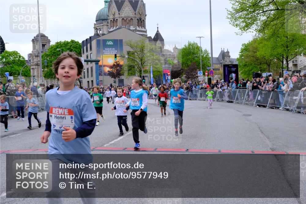 25.04.2026 - Das Zehntel Tim E. http://msf.ph/oto/9577949 25.04.2026 11:02:01 Ziel 5076, 5123, 5148, 5157, 5220, 5228, 5368, 5385, 5462, 5465, 5663, 5717, 5723, 5882, 5997, 6223, 6392, 6397, 6398, 6401, 6405, 6449, 6452, 6865, 6885, 7336, 7428, 7434, 7581, 7617, 7667, 7769, 7773, 7815, 7833, 7924, 7974, 7997 meine-sportfotos.de