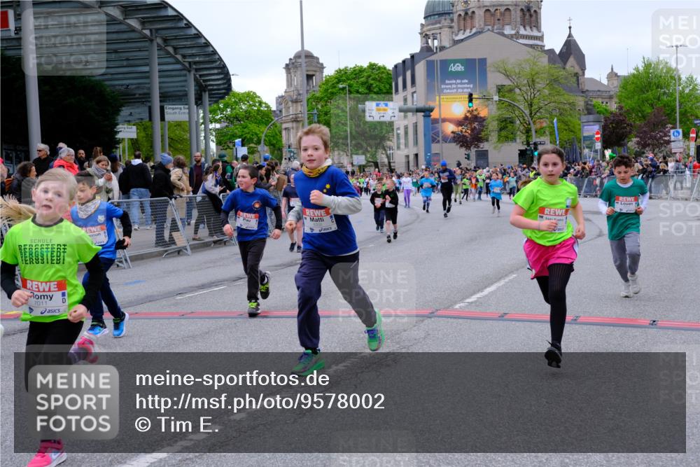 25.04.2026 - Das Zehntel Tim E. http://msf.ph/oto/9578002 25.04.2026 11:02:13 Ziel 5107, 5114, 5140, 5228, 5282, 5332, 5345, 5467, 5530, 5582, 5892, 5958, 5997, 6282, 6611, 6865, 6885, 7011, 7336, 7445, 7485, 7488, 7524, 7536, 7787, 7795, 7814 meine-sportfotos.de