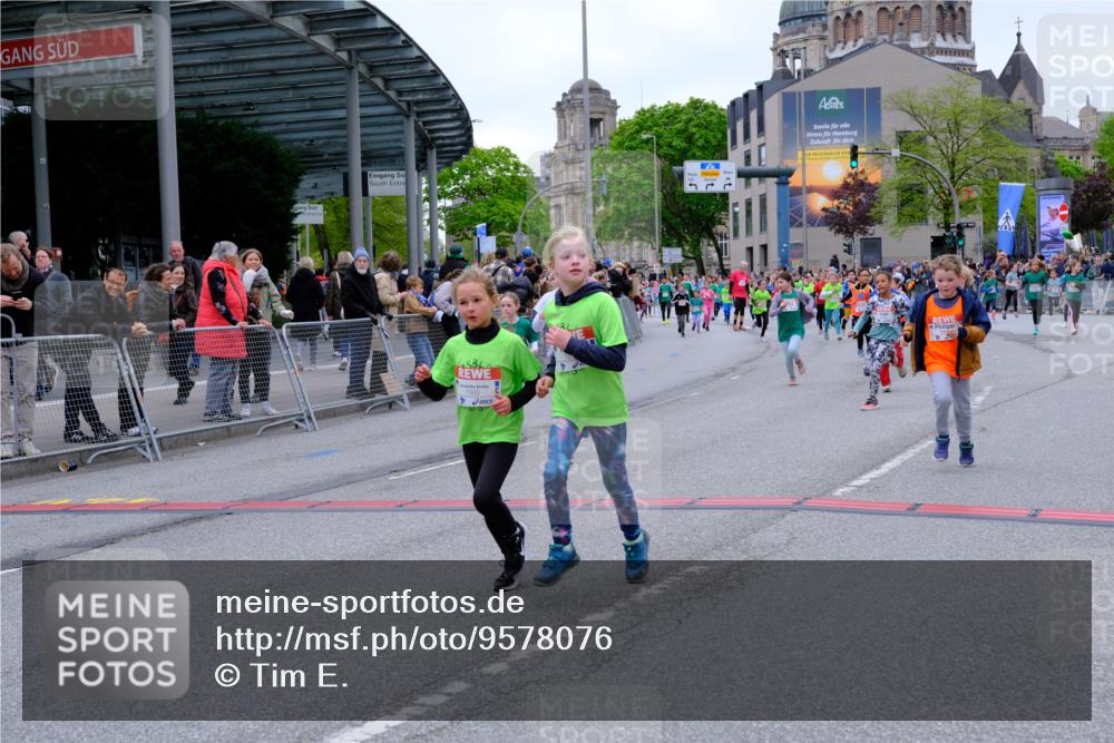 25.04.2026 - Das Zehntel Tim E. http://msf.ph/oto/9578076 25.04.2026 11:02:27 Ziel 5011, 5042, 5152, 5466, 5934, 5937, 5940, 6150, 6267, 6278, 6866, 7282, 7292, 7359, 7360, 7538, 7561, 7799, 7874, 7996 meine-sportfotos.de