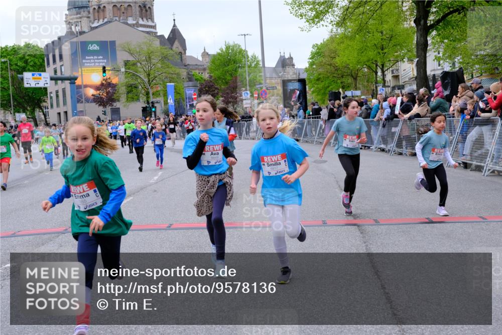 25.04.2026 - Das Zehntel Tim E. http://msf.ph/oto/9578136 25.04.2026 11:02:37 Ziel 5134, 5136, 5330, 5351, 5888, 5891, 5895, 6165, 6176, 6267, 6268, 6269, 6278, 6485, 6817, 6849, 7024, 7025, 7038, 7347, 7359, 7360, 7442, 7453, 7475, 7824, 7855, 7858, 7862, 7872, 8075 meine-sportfotos.de