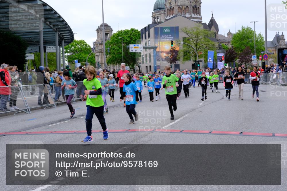 25.04.2026 - Das Zehntel Tim E. http://msf.ph/oto/9578169 25.04.2026 11:02:44 Ziel 5046, 5106, 5214, 5224, 5225, 5231, 5262, 5330, 5351, 5685, 5745, 5774, 5865, 5888, 5891, 5895, 6268, 6269, 6291, 6485, 6570, 6598, 6812, 6976, 6994, 6995, 7000, 7025, 7343, 7442, 7453, 7475, 7602, 7610, 7620, 7630, 8075 meine-sportfotos.de