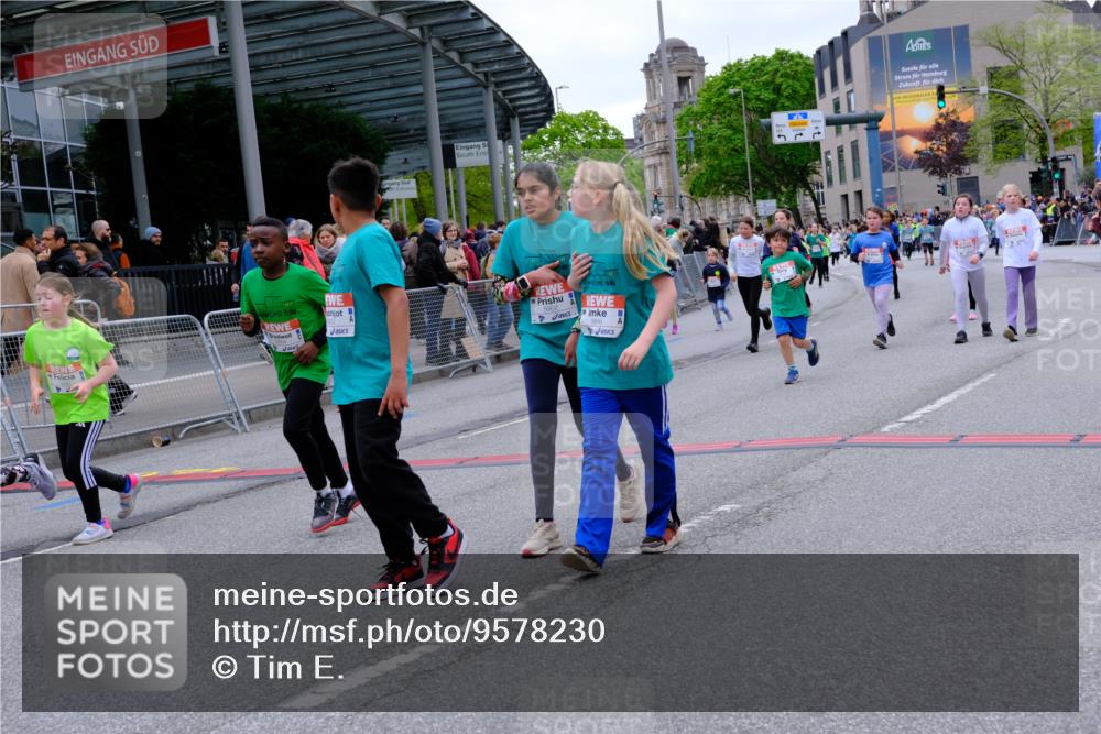 25.04.2026 - Das Zehntel Tim E. http://msf.ph/oto/9578230 25.04.2026 11:02:57 Ziel 5111, 5115, 5272, 5283, 5410, 5423, 5440, 5468, 5520, 5864, 5899, 5902, 5914, 5915, 5922, 6312, 6315, 6316, 6448, 6457, 6476, 6479, 6591, 6607, 6780, 6782, 6927, 6949, 7018, 7031, 7269, 7441, 7609, 7934, 7936, 8068 meine-sportfotos.de