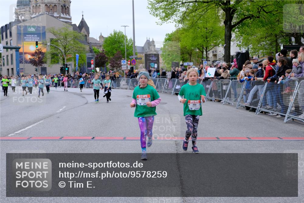 25.04.2026 - Das Zehntel Tim E. http://msf.ph/oto/9578259 25.04.2026 11:03:02 Ziel 5111, 5115, 5184, 5186, 5272, 5283, 5398, 5410, 5423, 5440, 5468, 5864, 5902, 5998, 6030, 6312, 6448, 6457, 6476, 6479, 6591, 6607, 7018, 7031, 7237, 7269, 7440, 7444, 7609, 7979, 7980 meine-sportfotos.de