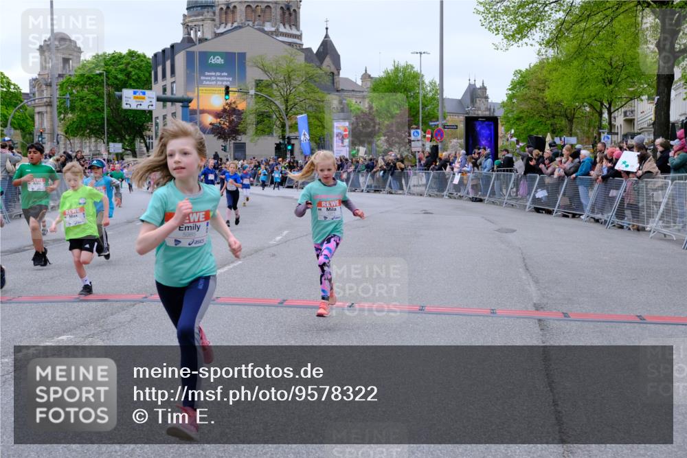 25.04.2026 - Das Zehntel Tim E. http://msf.ph/oto/9578322 25.04.2026 11:03:18 Ziel 5052, 5053, 5215, 5217, 5533, 5594, 5630, 5945, 5969, 5971, 5985, 5991, 6190, 6399, 6460, 6466, 6567, 6593, 7273, 7345, 7426, 7483, 7600, 7994 meine-sportfotos.de