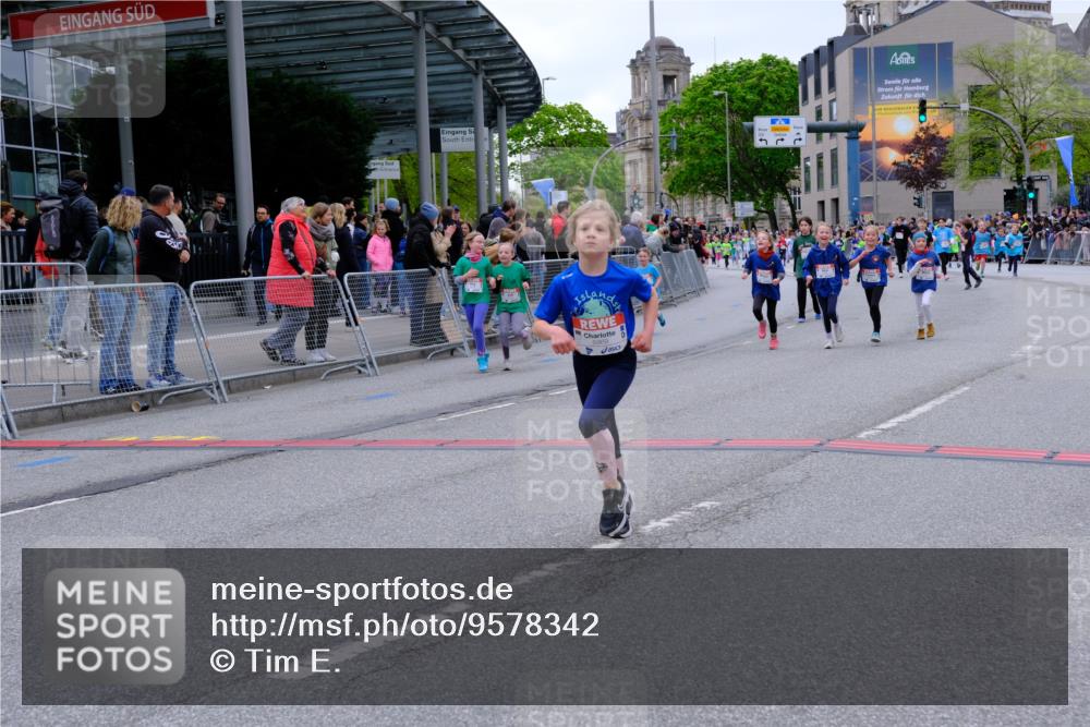 25.04.2026 - Das Zehntel Tim E. http://msf.ph/oto/9578342 25.04.2026 11:03:22 Ziel 5215, 5217, 5328, 5331, 5346, 5348, 5533, 5630, 5945, 5969, 5971, 5985, 6460, 6466, 6486, 6494, 6791, 6795, 7273, 7345 meine-sportfotos.de
