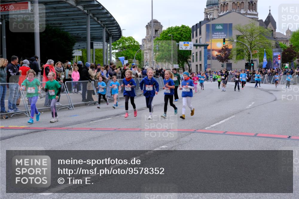 25.04.2026 - Das Zehntel Tim E. http://msf.ph/oto/9578352 25.04.2026 11:03:24 Ziel 5215, 5217, 5328, 5331, 5346, 5348, 5533, 5630, 5945, 5948, 5969, 5971, 5985, 6460, 6466, 6486, 6494, 6791, 6795, 6879 meine-sportfotos.de