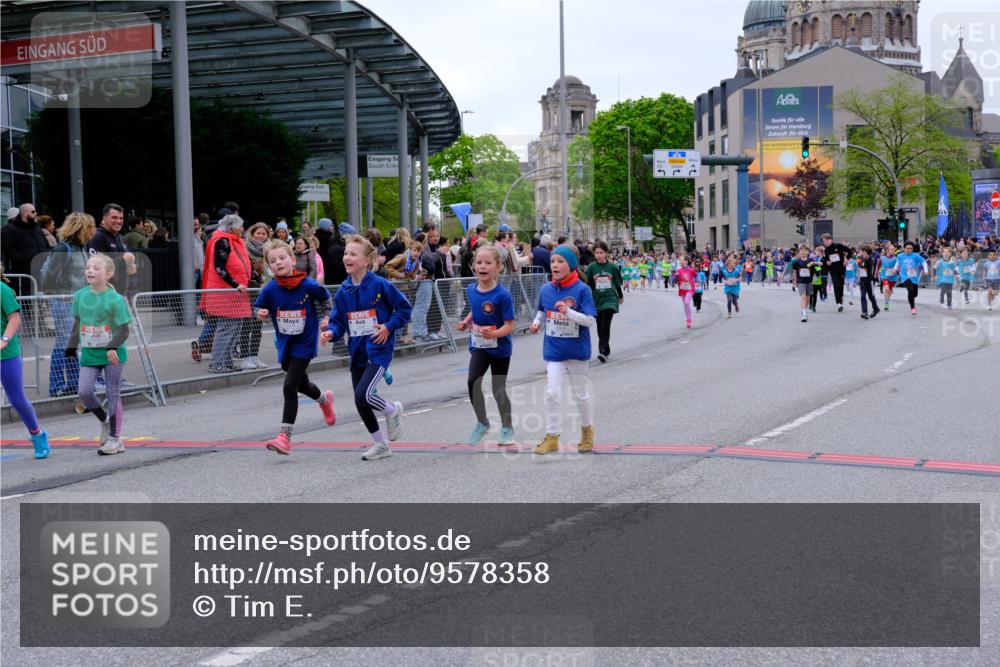 25.04.2026 - Das Zehntel Tim E. http://msf.ph/oto/9578358 25.04.2026 11:03:25 Ziel 5215, 5217, 5328, 5331, 5346, 5348, 5533, 5542, 5630, 5948, 5969, 6460, 6466, 6486, 6494, 6664, 6704, 6791, 6795, 6879, 6948 meine-sportfotos.de