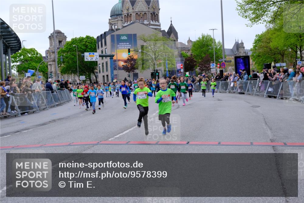 25.04.2026 - Das Zehntel Tim E. http://msf.ph/oto/9578399 25.04.2026 11:03:37 Ziel 5536, 5542, 5552, 5593, 5599, 5603, 5610, 5613, 5645, 6664, 6704, 6784, 6792, 6793, 6797, 6804, 6948, 7021, 7023, 7043, 7762, 7991, 7992, 7995 meine-sportfotos.de
