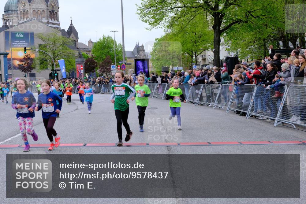 25.04.2026 - Das Zehntel Tim E. http://msf.ph/oto/9578437 25.04.2026 11:03:44 Ziel 5020, 5028, 5335, 5337, 5349, 5536, 5552, 5610, 5615, 5625, 5716, 5908, 6459, 6463, 6468, 6472, 6793, 7021, 7023, 7034, 7039, 7041, 7044, 7063, 7069, 7084, 7279, 7348, 7352, 7499, 7515, 7991, 7992, 7995 meine-sportfotos.de