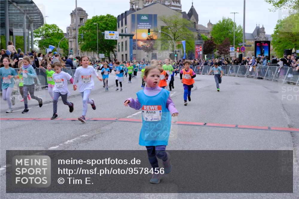 25.04.2026 - Das Zehntel Tim E. http://msf.ph/oto/9578456 25.04.2026 11:03:48 Ziel 5020, 5028, 5335, 5337, 5349, 5536, 5552, 5610, 5615, 5625, 5716, 5908, 6459, 6463, 6468, 6472, 6789, 6793, 6959, 7022, 7034, 7039, 7041, 7044, 7063, 7069, 7084, 7279, 7287, 7290, 7348, 7352, 7437, 7462, 7472, 7499, 7515, 7768, 7991, 7992, 7995 meine-sportfotos.de