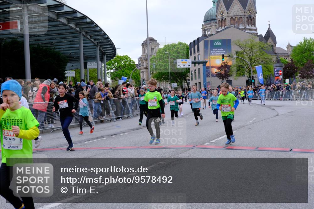 25.04.2026 - Das Zehntel Tim E. http://msf.ph/oto/9578492 25.04.2026 11:03:55 Ziel 5020, 5028, 5246, 6487, 6490, 6560, 6789, 6959, 7022, 7032, 7039, 7044, 7287, 7290, 7348, 7352, 7437, 7449, 7450, 7458, 7462, 7470, 7472, 7499, 7515, 7768, 7822, 7847, 7864 meine-sportfotos.de