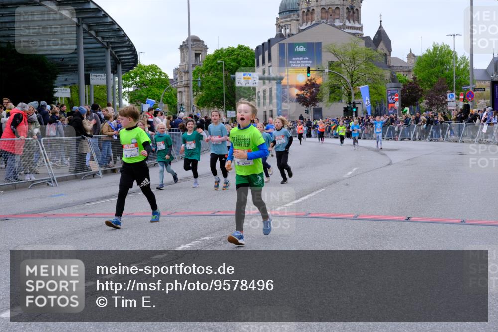 25.04.2026 - Das Zehntel Tim E. http://msf.ph/oto/9578496 25.04.2026 11:03:56 Ziel 5246, 6487, 6490, 6560, 6789, 6959, 7022, 7032, 7039, 7044, 7287, 7290, 7348, 7352, 7437, 7449, 7450, 7458, 7462, 7470, 7472, 7649, 7768, 7822, 7847, 7864 meine-sportfotos.de