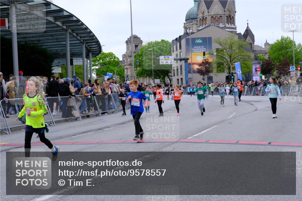 25.04.2026 - Das Zehntel Tim E. http://msf.ph/oto/9578557 25.04.2026 11:04:08 Ziel 5846, 5974, 6271, 6272, 6346, 6368, 6612, 6794, 6808, 7099, 7355, 7367, 7649, 7766, 7817 meine-sportfotos.de