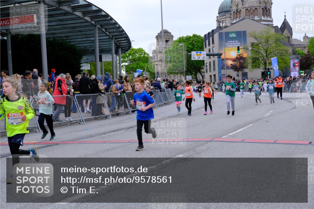 25.04.2026 - Das Zehntel Tim E. http://msf.ph/oto/9578561 25.04.2026 11:04:09 Ziel 5846, 5974, 6271, 6272, 6346, 6368, 6612, 6794, 6808, 7099, 7355, 7367, 7766, 7817 meine-sportfotos.de