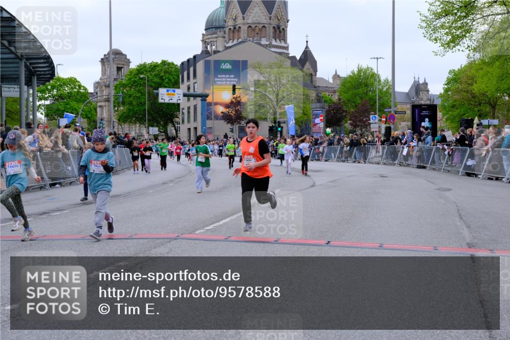 25.04.2026 - Das Zehntel Tim E. http://msf.ph/oto/9578588 25.04.2026 11:04:15 Ziel 5917, 5965, 5974, 6272, 6612, 7099, 7274, 7355, 7367, 7404, 7446, 7481, 7766, 7817 meine-sportfotos.de