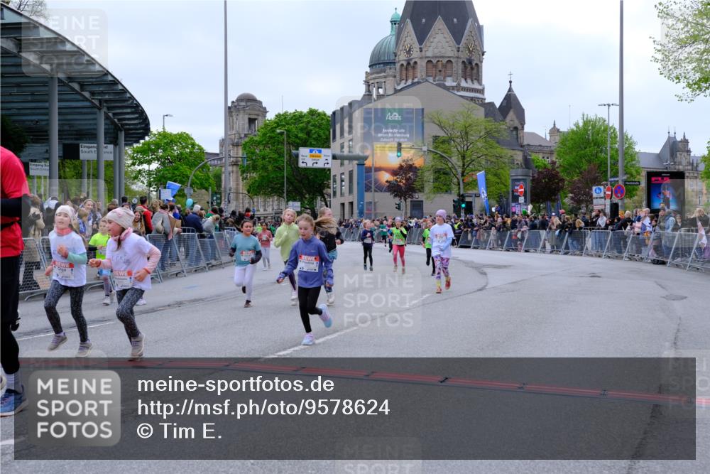25.04.2026 - Das Zehntel Tim E. http://msf.ph/oto/9578624 25.04.2026 11:05:07 Ziel 5051, 5096, 5121, 5124, 5172, 6480, 6481, 6587, 6773, 6851, 7210, 7213, 7215, 7216, 7268, 7295, 7416, 7471, 7564, 7578, 7589, 7637, 7645 meine-sportfotos.de