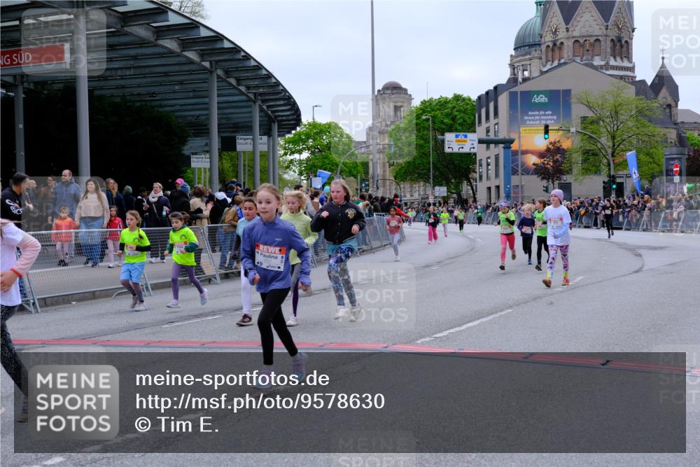 25.04.2026 - Das Zehntel Tim E. http://msf.ph/oto/9578630 25.04.2026 11:05:08 Ziel 5051, 5121, 5124, 5172, 6241, 6480, 6481, 6587, 6851, 7210, 7213, 7215, 7216, 7268, 7295, 7416, 7471, 7564, 7578, 7589, 7637, 7645 meine-sportfotos.de