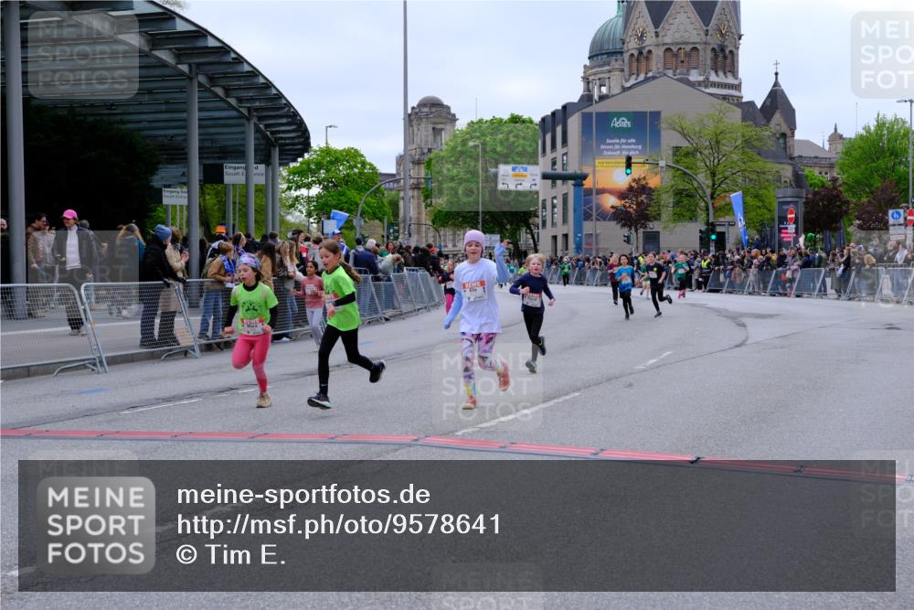 25.04.2026 - Das Zehntel Tim E. http://msf.ph/oto/9578641 25.04.2026 11:05:11 Ziel 5051, 5172, 6195, 6241, 6480, 6481, 6587, 6739, 6765, 7210, 7213, 7215, 7216, 7268, 7295, 7416, 7564, 7578, 7589, 7637, 7645 meine-sportfotos.de