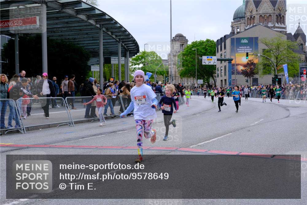 25.04.2026 - Das Zehntel Tim E. http://msf.ph/oto/9578649 25.04.2026 11:05:12 Ziel 5051, 5172, 6195, 6241, 6480, 6481, 6587, 6739, 6765, 7210, 7213, 7215, 7216, 7268, 7295, 7578, 7589, 7637, 7645 meine-sportfotos.de