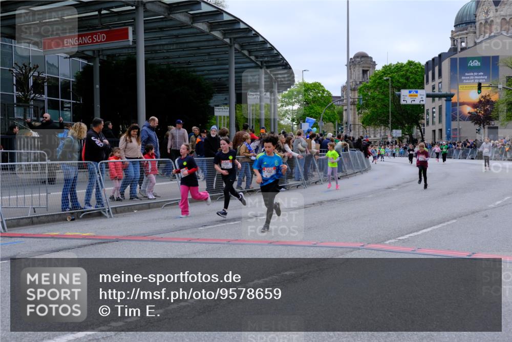 25.04.2026 - Das Zehntel Tim E. http://msf.ph/oto/9578659 25.04.2026 11:05:16 Ziel 5172, 6195, 6197, 6241, 6587, 6739, 6765, 7217, 7268, 7295, 7774, 7777 meine-sportfotos.de